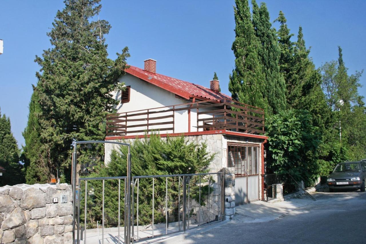 Apartments With A Parking Space Selce, Crikvenica - 5531 Bagian luar foto