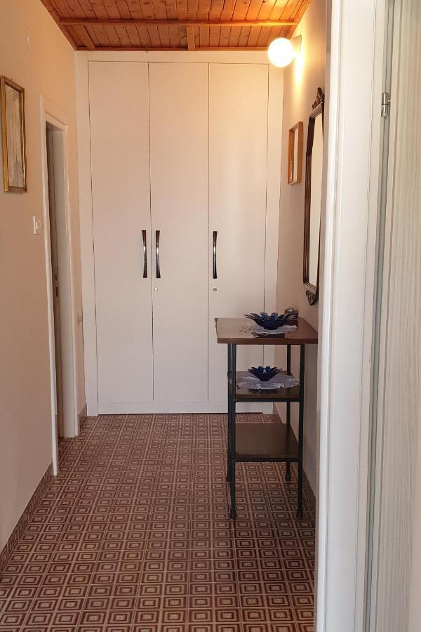 Apartments With A Parking Space Selce, Crikvenica - 5531 Bagian luar foto